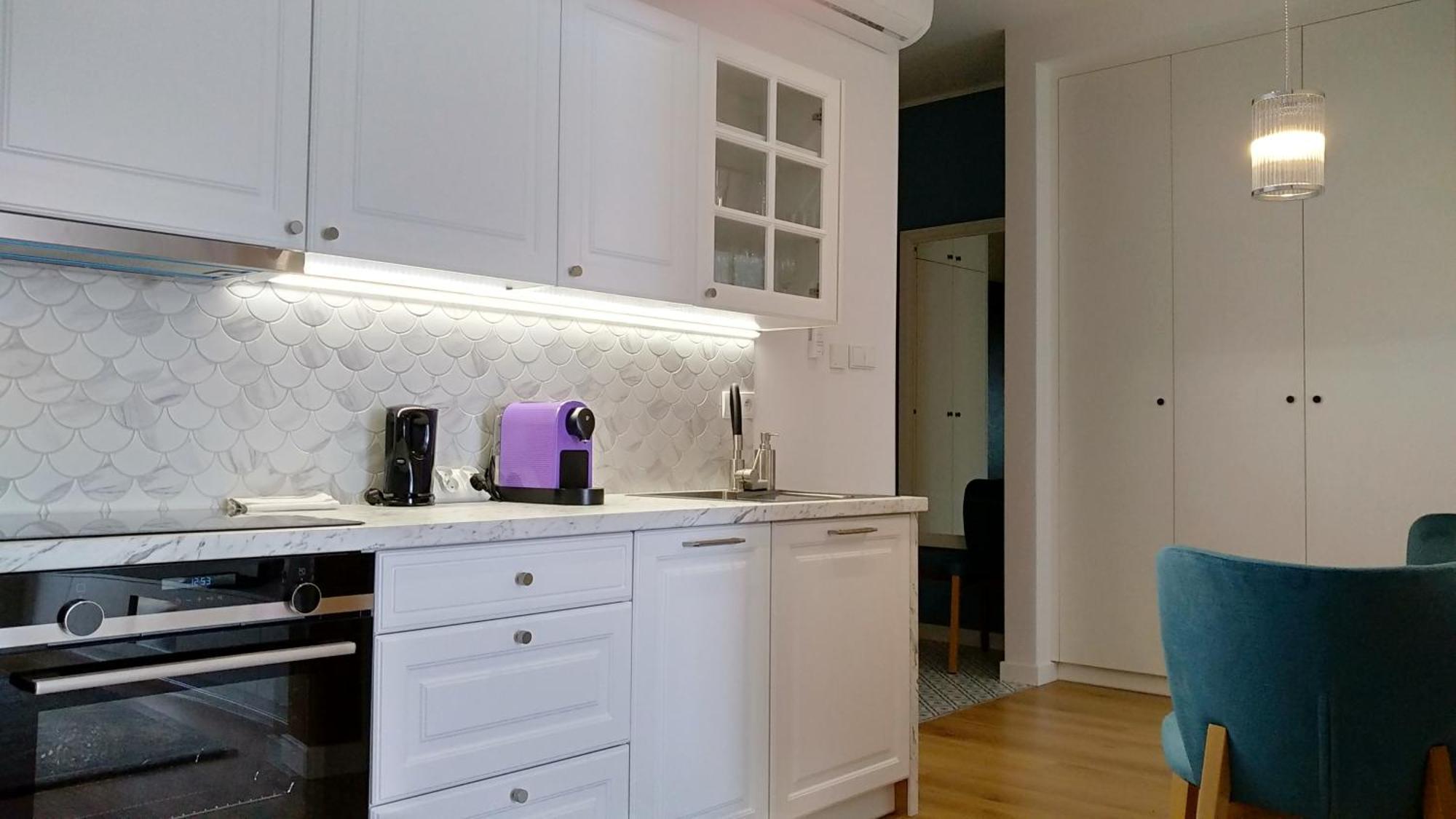 Apartment Novella *